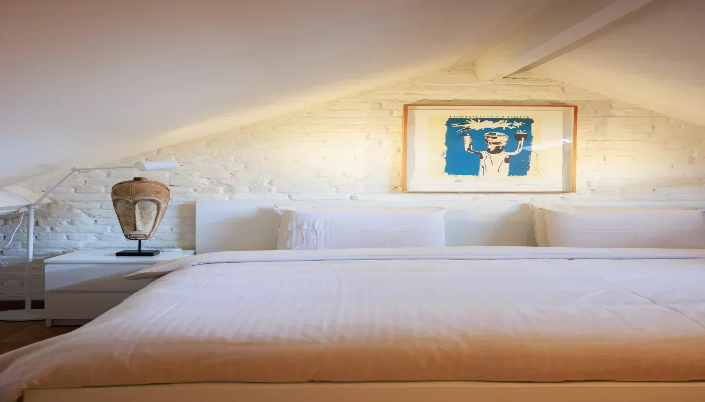 3confederes-bed