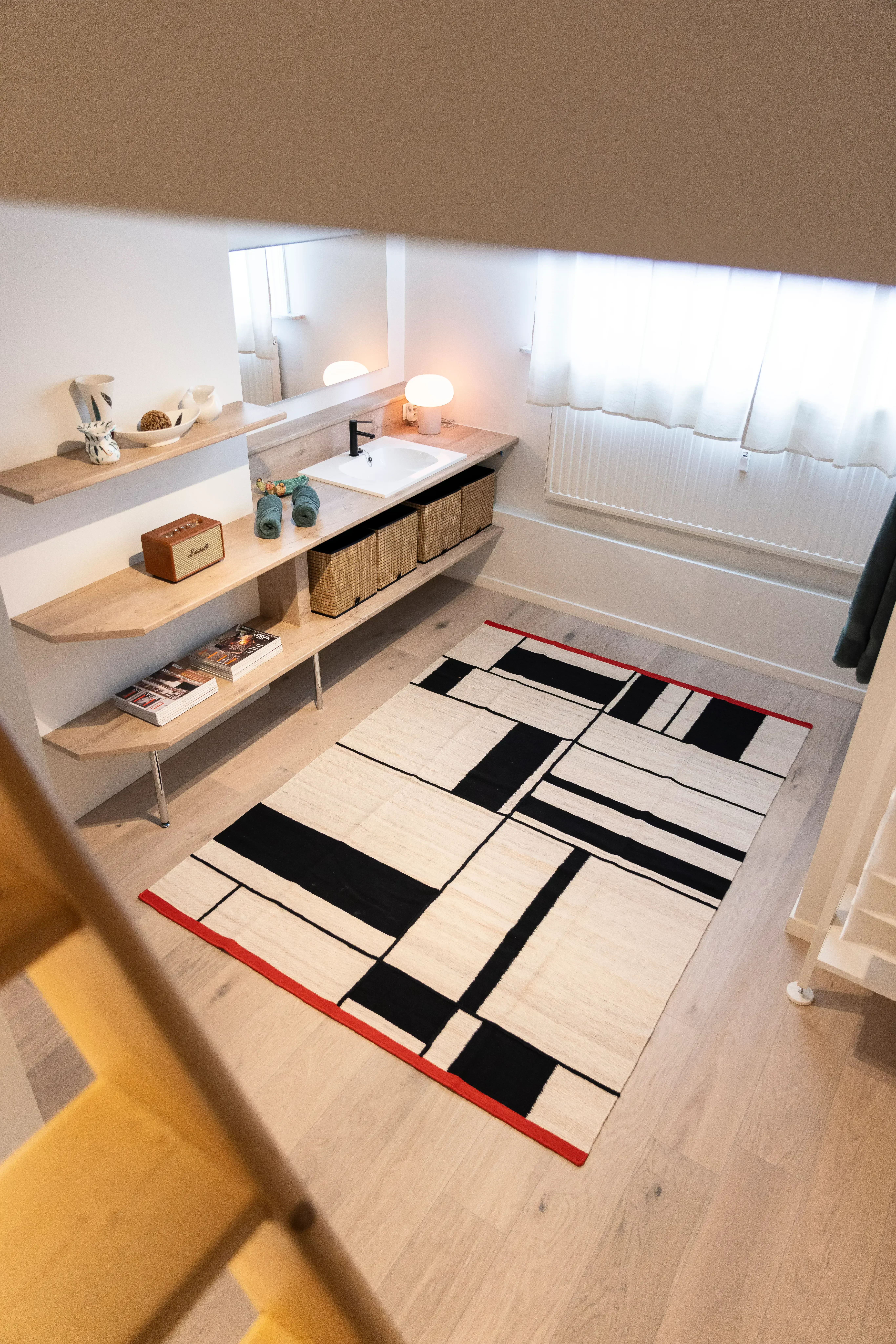 Groundconfederes-bathroom