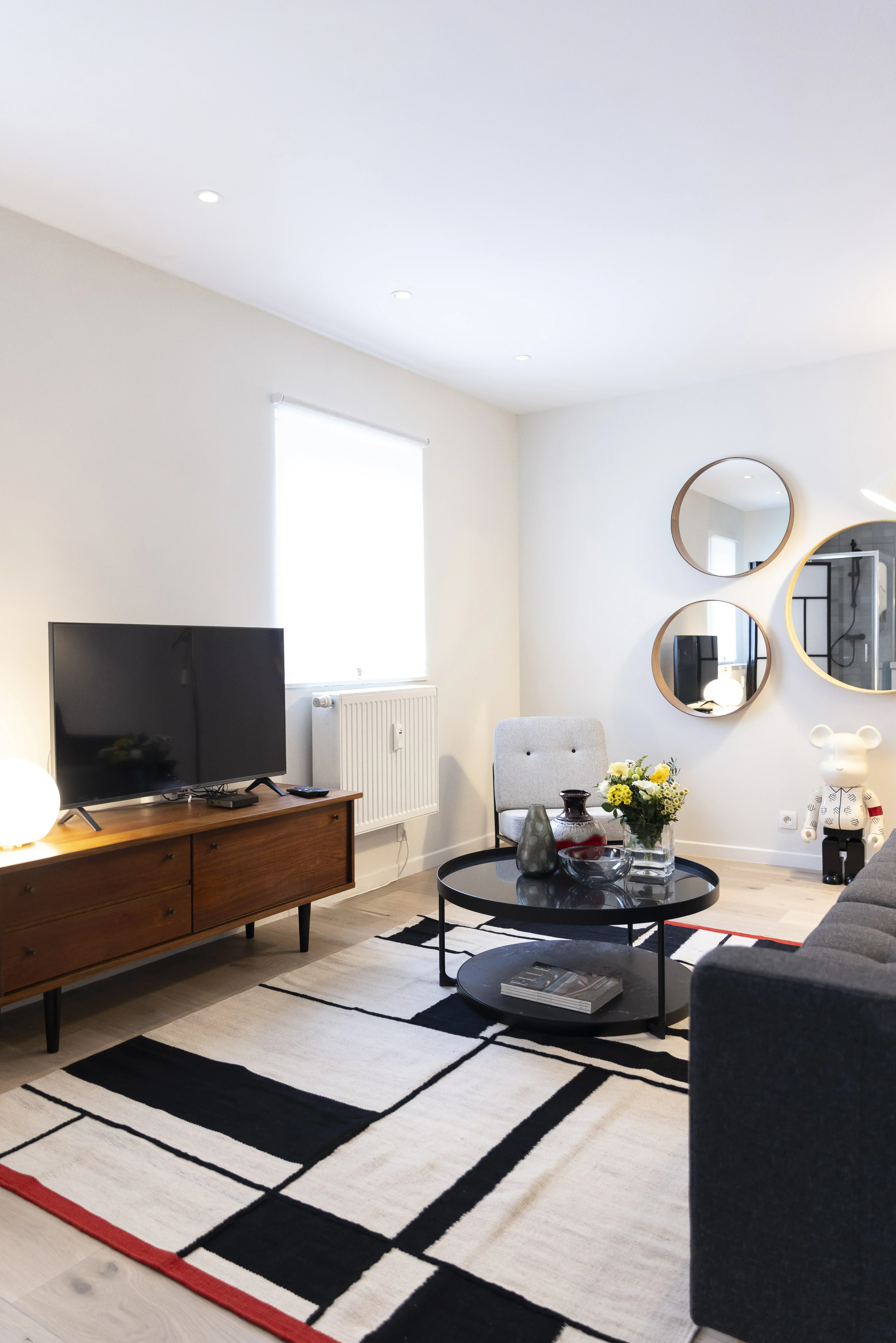 Groundconfederes-living-area