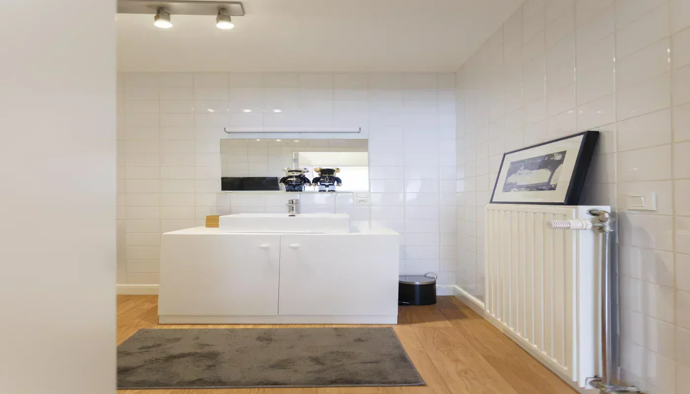 Rue-haute-bathroom